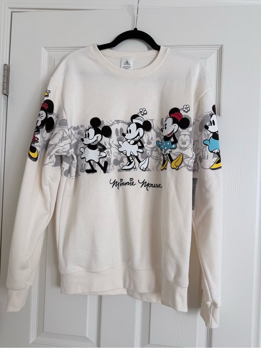 NWT Disney Minnie Mouse White Crewneck Sweatshirt